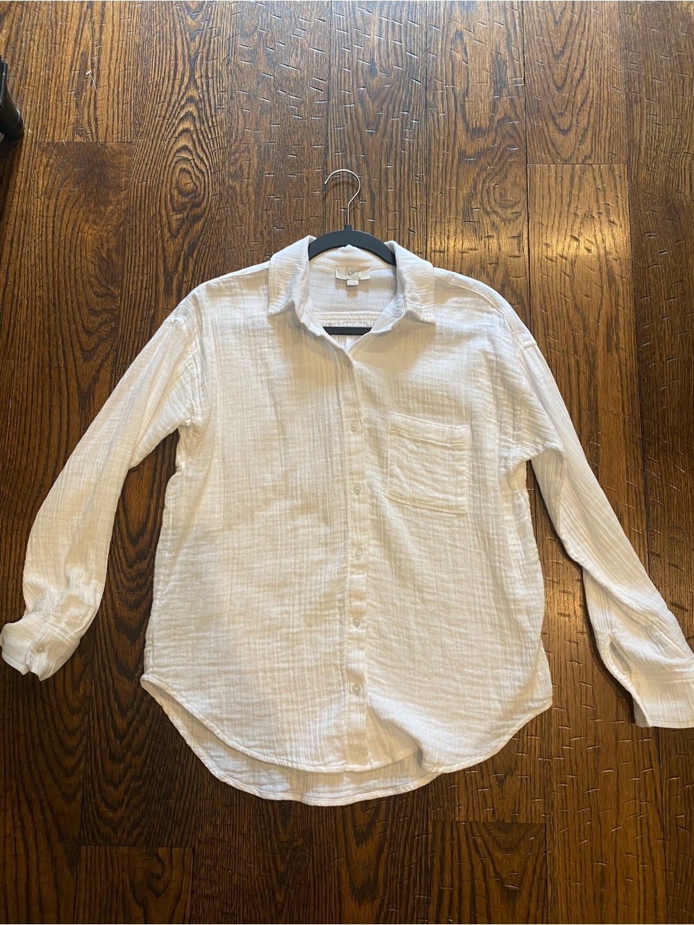 Classic White Long-Sleeve women’s button-Up Shirt